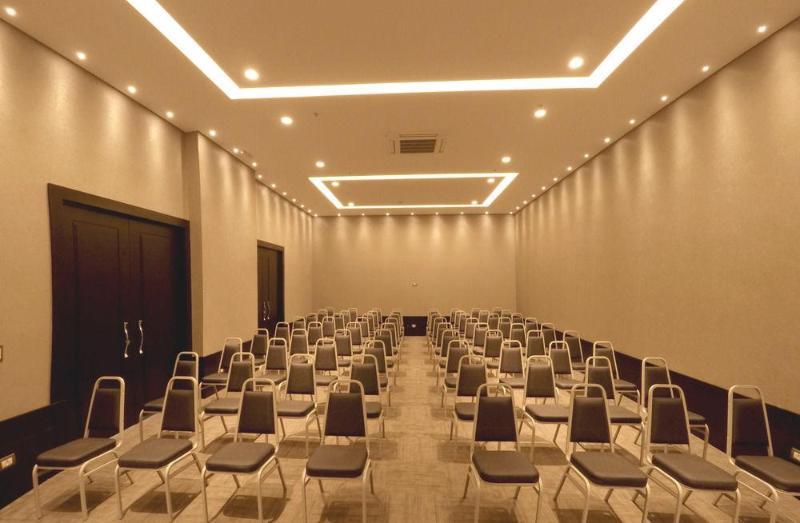 Hotel Bourbon Dom Ricardo Aeroporto Curitiba Business 4*