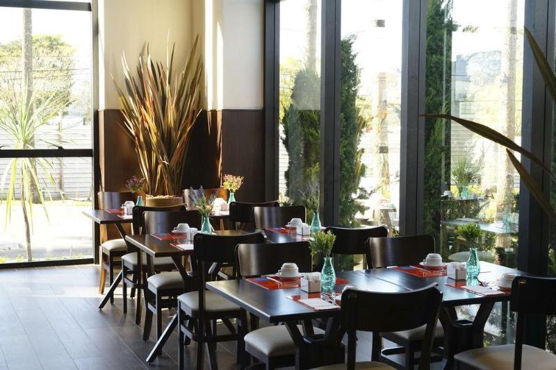 Hotel Bourbon Dom Ricardo Aeroporto Curitiba Business 4*